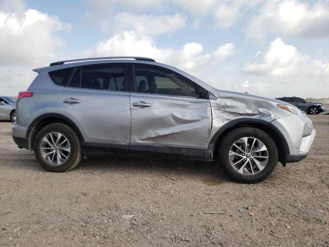 JTMRJREV4HD124922 - 2017 TOYOTA RAV4 HV LE SILVER photo 4