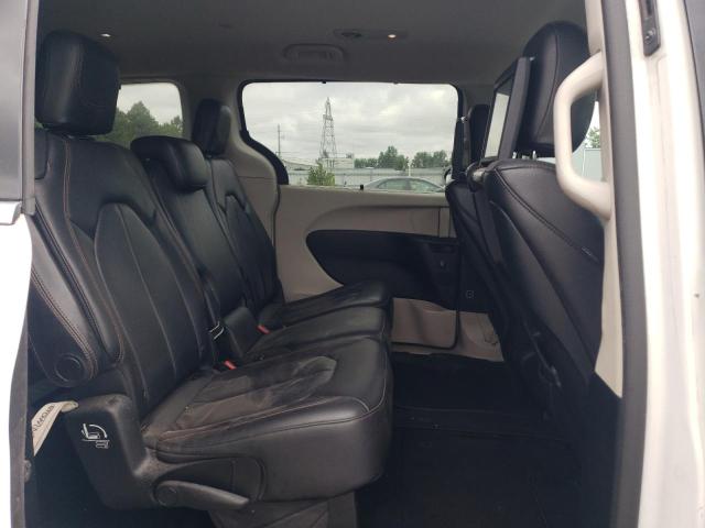 2C4RC1EG5JR290334 - 2018 CHRYSLER PACIFICA TOURING L PLUS WHITE photo 11