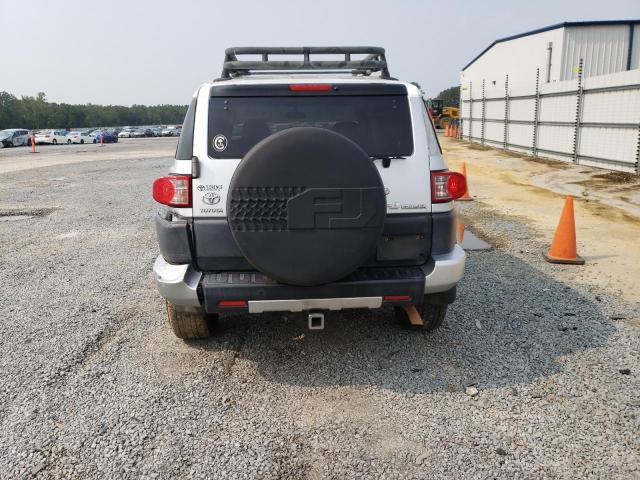 JTEBU11F570041493 - 2007 TOYOTA FJ CRUISER GRAY photo 6