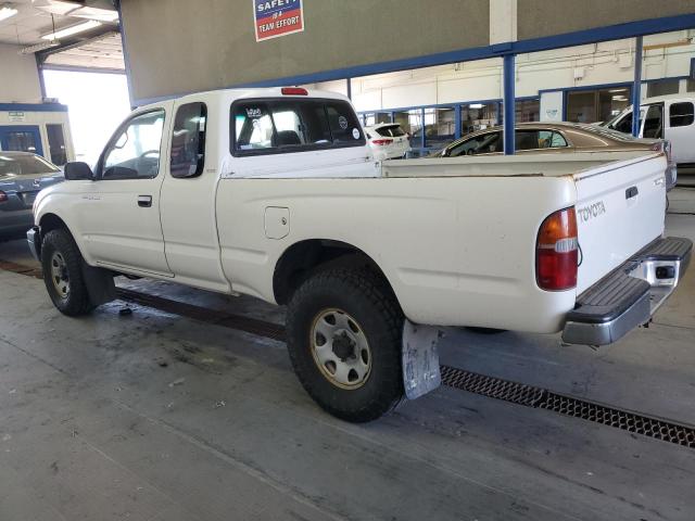 4TAWM72N0XZ552695 - 1999 TOYOTA TACOMA XTRACAB WHITE photo 2