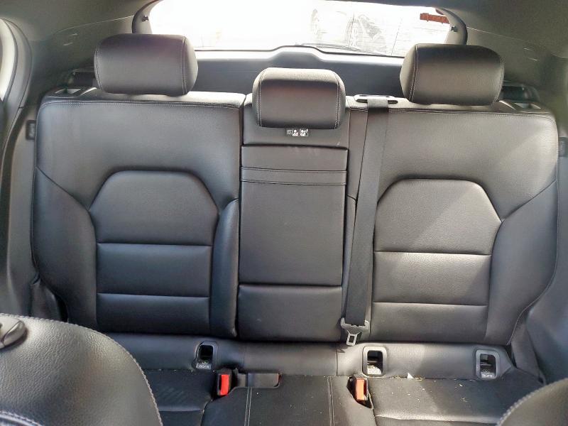 WDCTG4EB7HJ358092 - 2017 MERCEDES-BENZ GLA 250 Белый фото 10