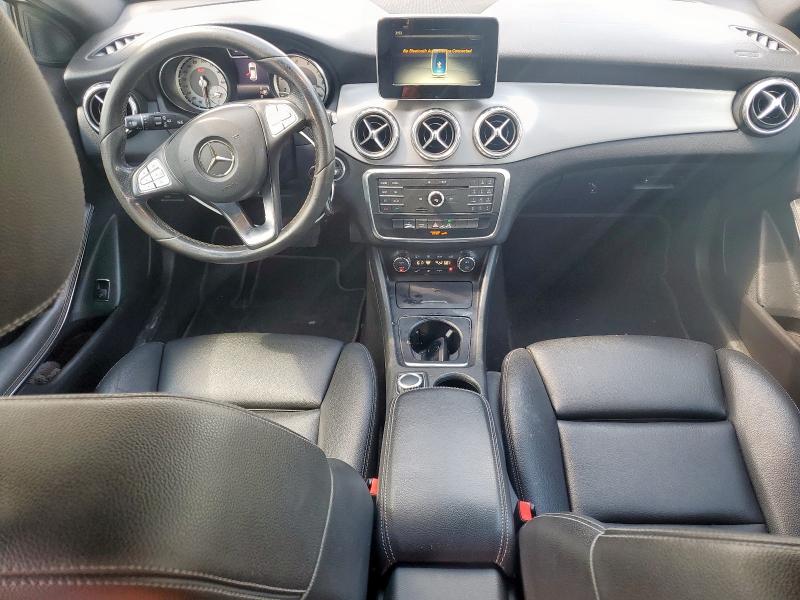 WDCTG4EB7HJ358092 - 2017 MERCEDES-BENZ GLA 250 Белый фото 8