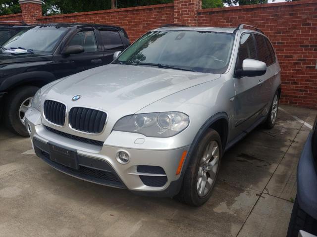 5UXZV4C53CL760738 - 2012 BMW X5 XDRIVE35I SILVER photo 2