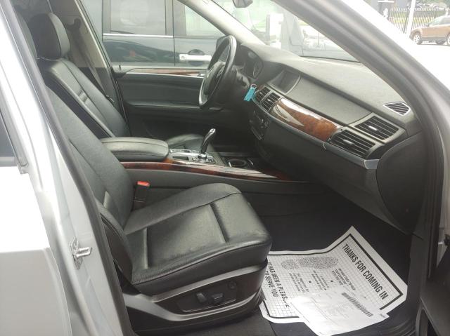 5UXZV4C53CL760738 - 2012 BMW X5 XDRIVE35I SILVER photo 5