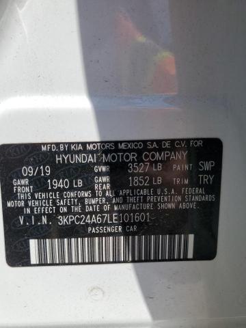 3KPC24A67LE101601 - 2020 HYUNDAI ACCENT SE WHITE photo 12