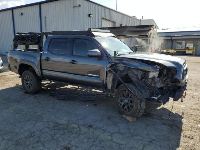 3TMAZ5CNXPM197930 - 2023 TOYOTA TACOMA DOUBLE CAB 灰色 照片 4