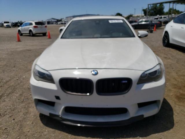 WBSFV9C55DD095573 - 2013 BMW M5 WHITE photo 5