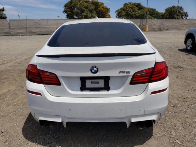 WBSFV9C55DD095573 - 2013 BMW M5 WHITE photo 6