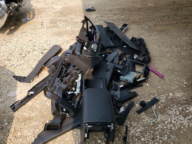 1V2JE2CAXMC235790 - 2021 VOLKSWAGEN ATLAS CROS SE Белый фото 13