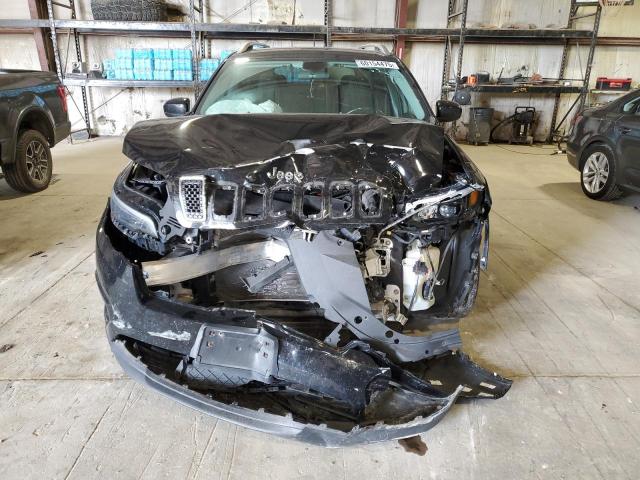 1C4PJLCBXKD115825 - 2019 JEEP CHEROKEE LATITUDE BLACK photo 5