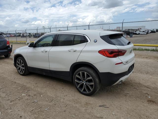 WBXYH9C02L5P78273 - 2020 BMW X2 SDRIVE28I WHITE photo 2