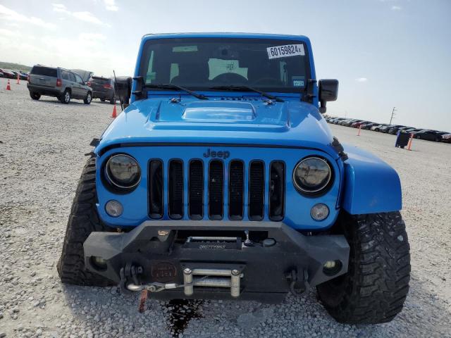 1C4HJWEG0FL746738 - 2015 JEEP WRANGLER U SAHARA BLUE photo 5