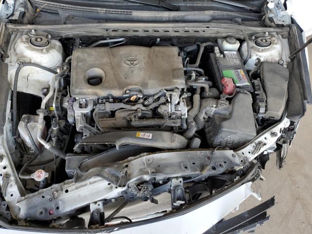 4T1B11HK7JU666201 - 2018 TOYOTA CAMRY L WHITE photo 11