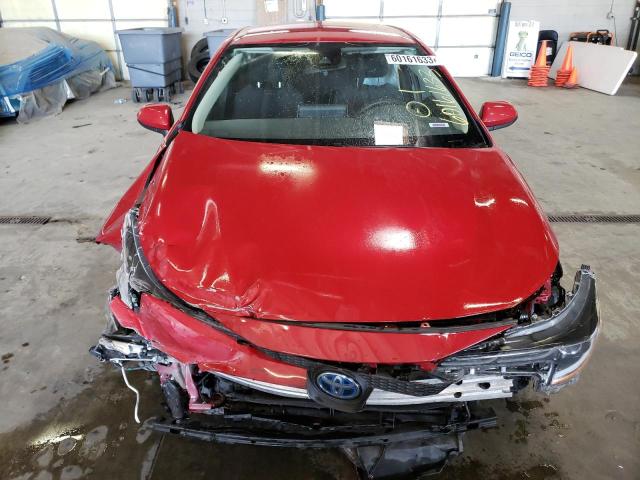 JTDEAMDE3MJ005273 - 2021 TOYOTA COROLLA LE RED photo 5