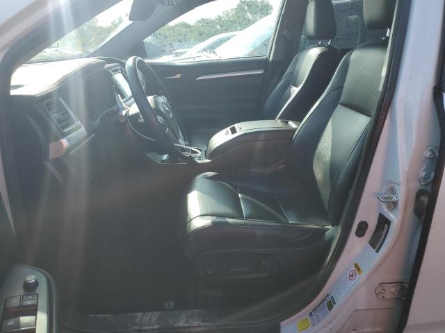 5TDJZRFH5JS549428 - 2018 TOYOTA HIGHLANDER SE 白色 照片 7
