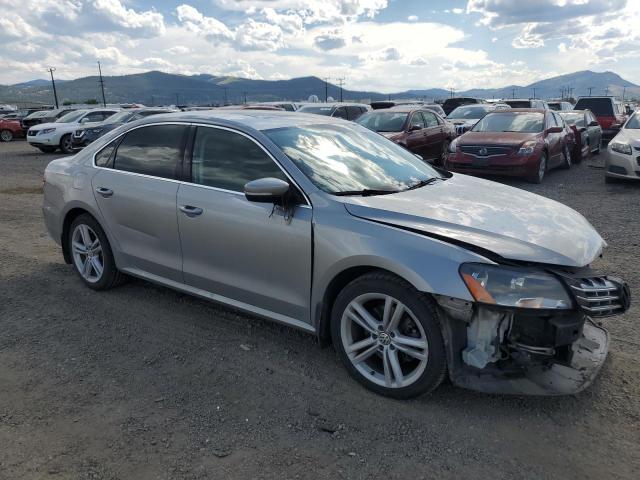 1VWBN7A39DC101650 - 2013 VOLKSWAGEN PASSAT SE SILVER photo 4
