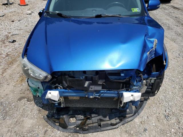 JA4AR3AU0GZ057232 - 2016 MITSUBISHI OUTLANDER ES BLUE photo 12