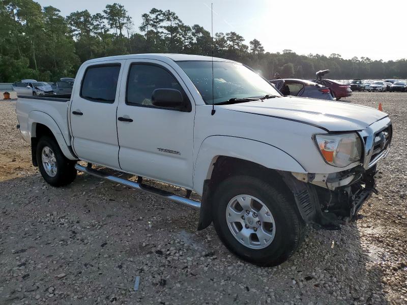 3TMJU4GNXAM097806 - 2010 TOYOTA TACOMA DOUBLE CAB PRERUNNER WHITE photo 4