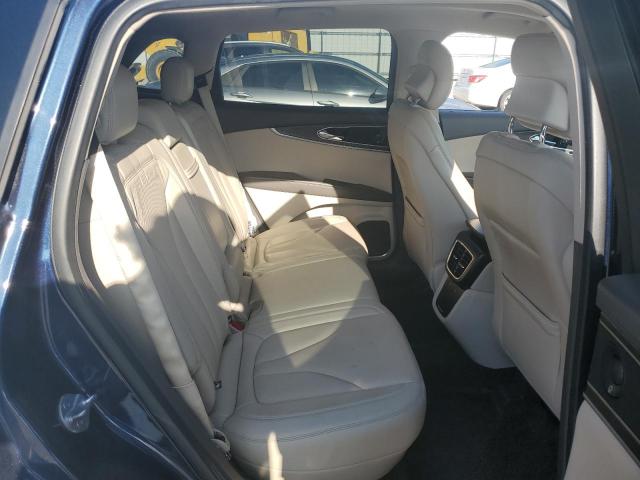 2LMPJ8LR8HBL40530 - 2017 LINCOLN MKX RESERVE أزرق صورة 11