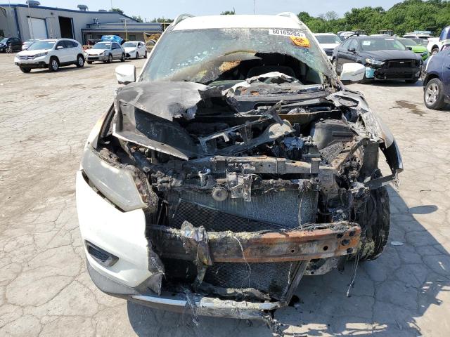 KNMAT2MV0FP590777 - 2015 NISSAN ROGUE S WHITE photo 5