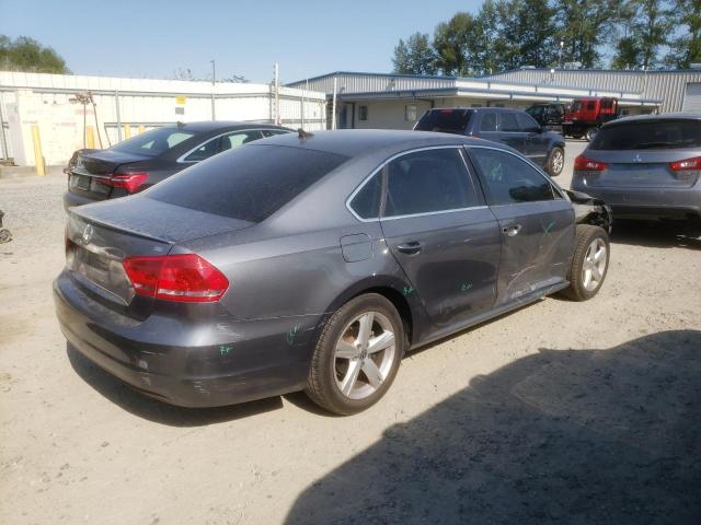 1VWBP7A39DC129071 - 2013 VOLKSWAGEN PASSAT SE GRAY photo 3