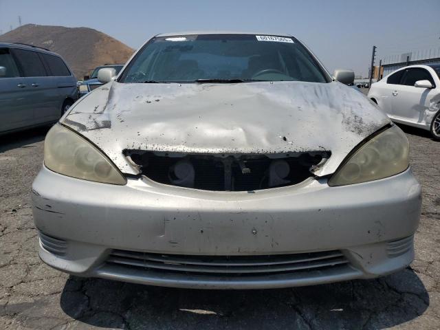 4T1BE32K25U029862 - 2005 TOYOTA CAMRY LE SILVER photo 5