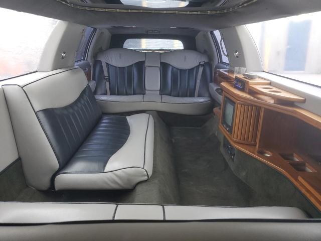 1LNLM81W0SY642964 - 1995 LINCOLN TOWN CAR EXECUTIVE Սպիտակ լուսանկար 10