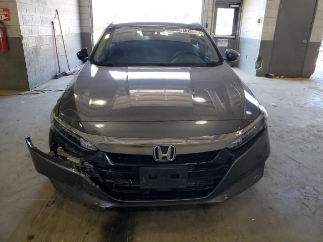 1HGCV1F14JA268423 - 2018 HONDA ACCORD LX GRAY photo 5