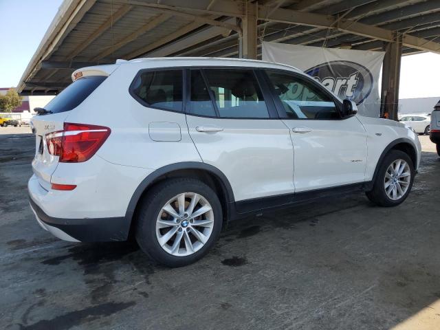 5UXWY3C59F0E96843 - 2015 BMW X3 XDRIVE28D WHITE photo 3