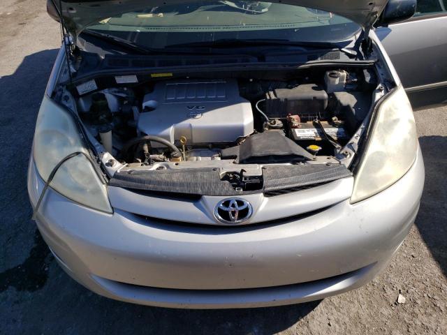 5TDKK4CC5AS309039 - 2010 TOYOTA SIENNA CE SILVER photo 11