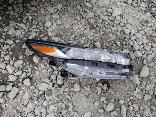 JTDKARFP0H3053144 - 2017 TOYOTA PRIUS PRIM 银色 照片 12