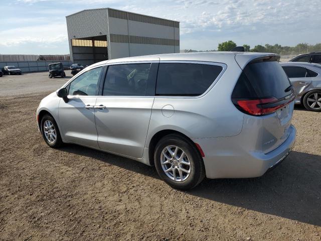 2C4RC1BG8PR553302 - 2023 CHRYSLER PACIFICA TOURING L SILVER photo 2