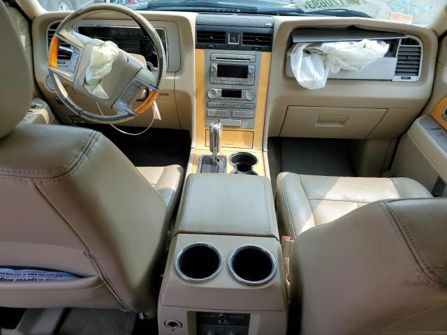 5LMFU28598LJ21414 - 2008 LINCOLN NAVIGATOR შავი ფოტო 8