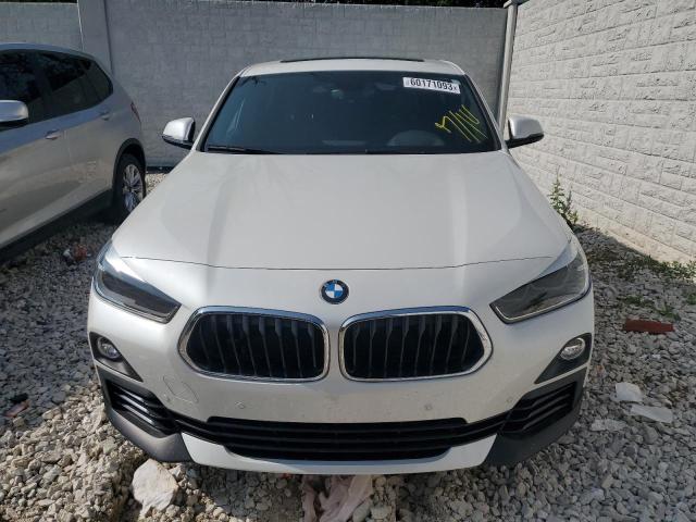 WBXYJ5C3XJEF70276 - 2018 BMW X2 XDRIVE28I WHITE photo 5