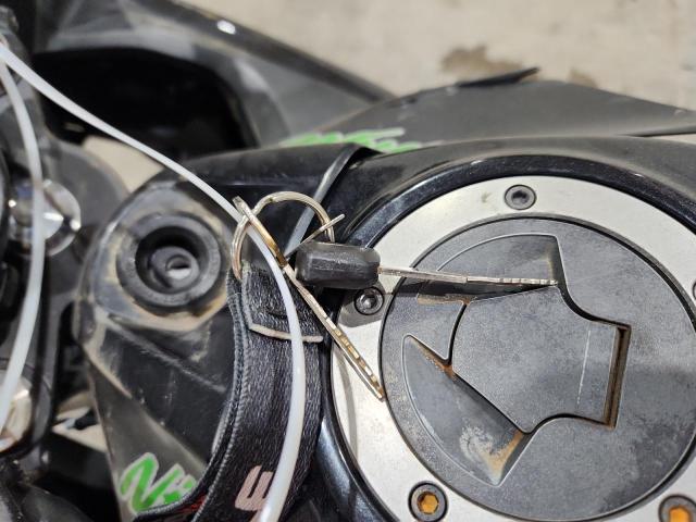 JKAEXEE16FDA18257 - 2015 KAWASAKI EX650 E BLACK photo 8