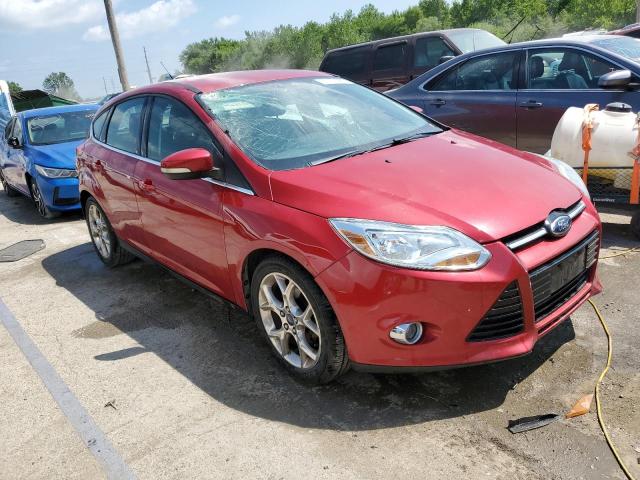1FAHP3M20CL361457 - 2012 FORD FOCUS SEL RED photo 4
