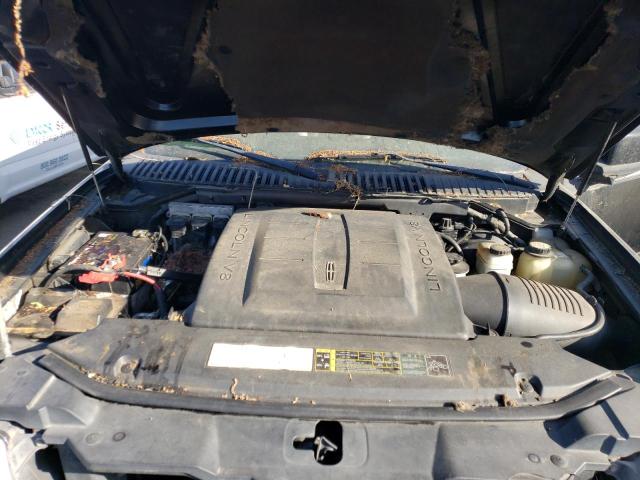 5LMFU27555LJ10634 - 2005 LINCOLN NAVIGATOR შავი ფოტო 11