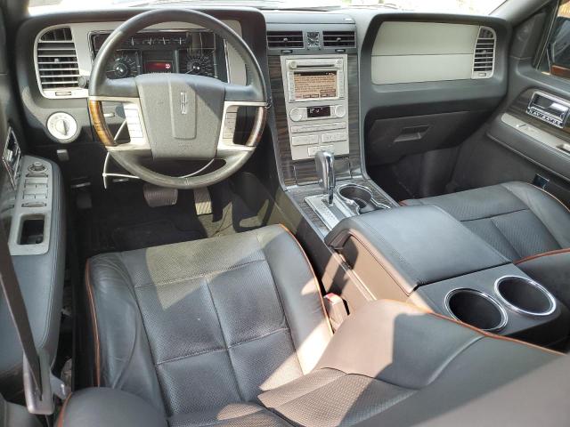 5LMFU28557LJ19545 - 2007 LINCOLN NAVIGATOR შავი ფოტო 8