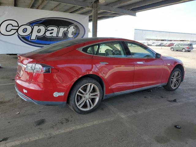 5YJSA1DN9DFP09597 - 2013 TESLA MODEL S RED photo 3