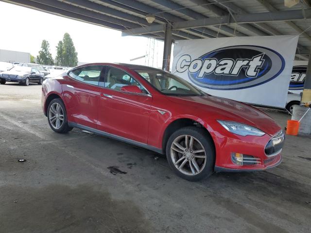 5YJSA1DN9DFP09597 - 2013 TESLA MODEL S RED photo 4