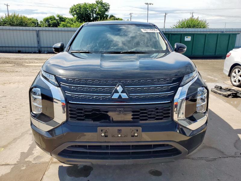 JA4J3TA85NZ015303 - 2022 MITSUBISHI OUTLANDER ES შავი ფოტო 5