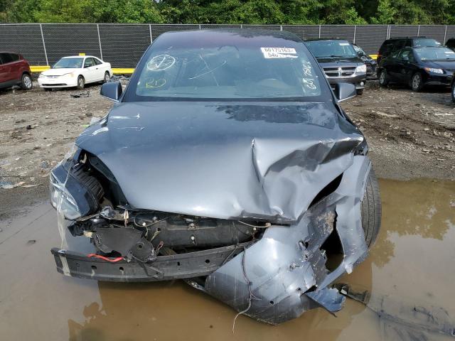 5YJXCDE22HF078283 - 2017 TESLA MODEL X GRAY photo 5