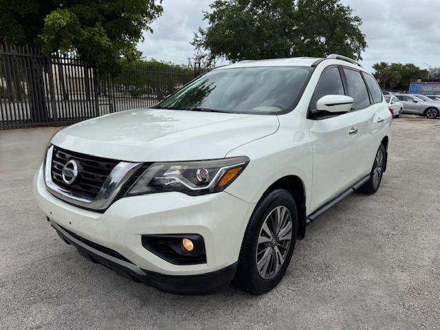 2017 NISSAN PATHFINDER S, null