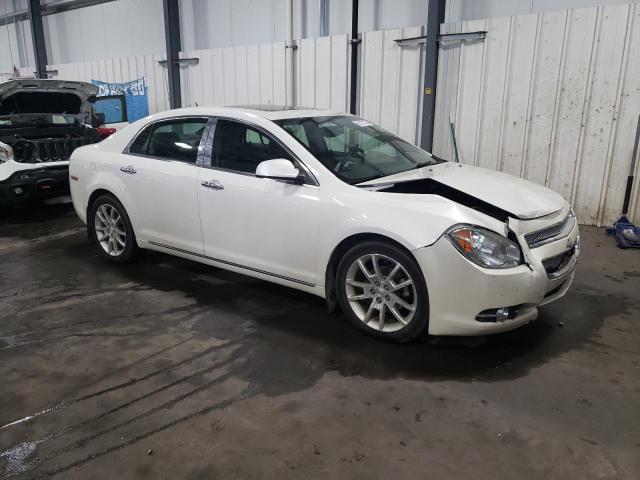 1G1ZE5EB0AF201274 - 2010 CHEVROLET MALIBU LTZ თეთრი ფოტო 4
