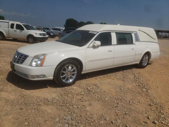 1GE7K9C63BU600141 - 2011 CADILLAC PROFESSION WHITE photo 1