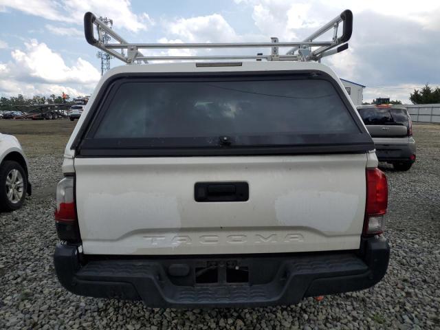 5TFRX5GN4JX111841 - 2018 TOYOTA TACOMA ACCESS CAB WHITE photo 6