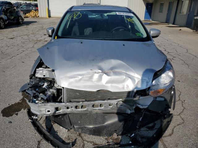 1FADP3F24DL137394 - 2013 FORD FOCUS SE SILVER photo 5