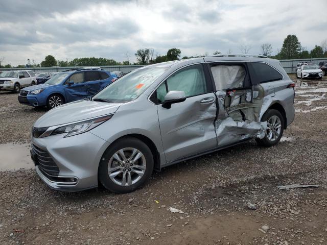 2024 TOYOTA SIEANNA LIMITED, null