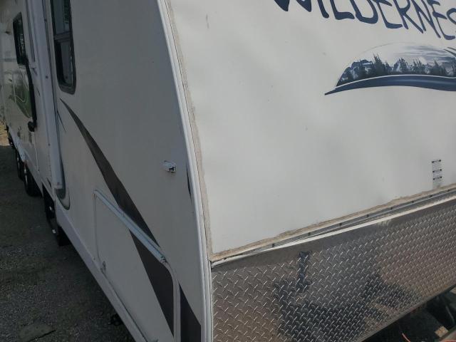 5SFNB3425CE247385 - 2012 HEARTLAND WILDERNESS 白色 照片 9