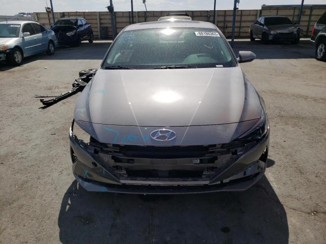 KMHLP4AG7NU333996 - 2022 HYUNDAI ELANTRA LIMITED GRAY photo 5